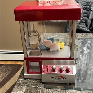 Red Claw Machine Toy